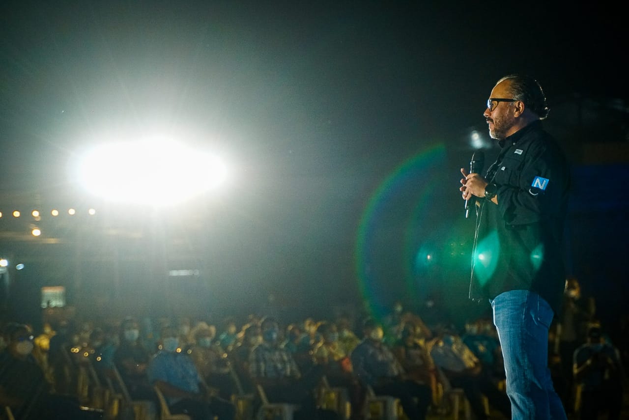 Ernesto Castro: “Nuestro compromiso histórico es con las mayorías que han sufrido de políticos corruptos” ernesto-castro-nuestro-compromiso-historico-es-con-las-mayorias-que-han-sufrido-de-politicos-corruptos